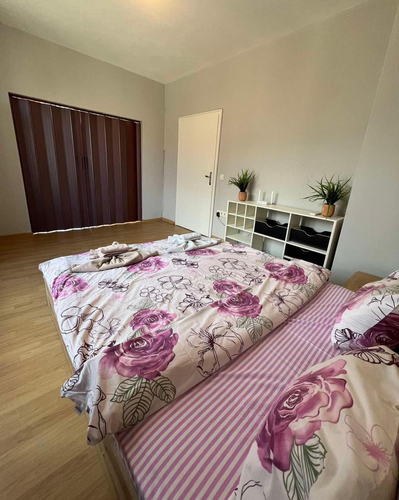 Rio Sunny 2Bdr Apt Near Ndk - Metro - Non-Stop Paid Public Parking Sofie Exteriér fotografie